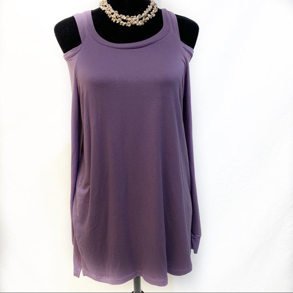 Tops - REACTION Kenneth Cole “Canglo” cold shoulder NWOT